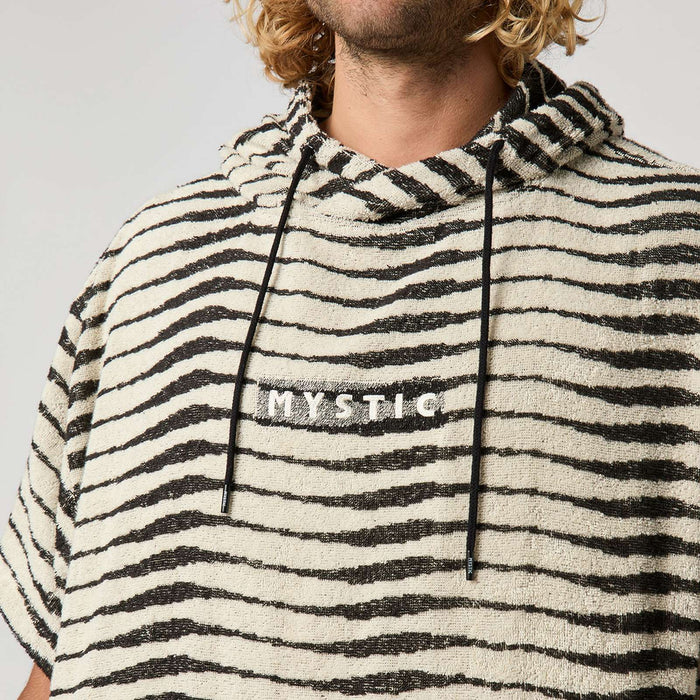Poncho Jacquard Guimauve O-S Mystic 35018_240416_112_OS