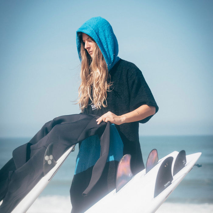 Poncho Noir-Cyan Surflogic 59802