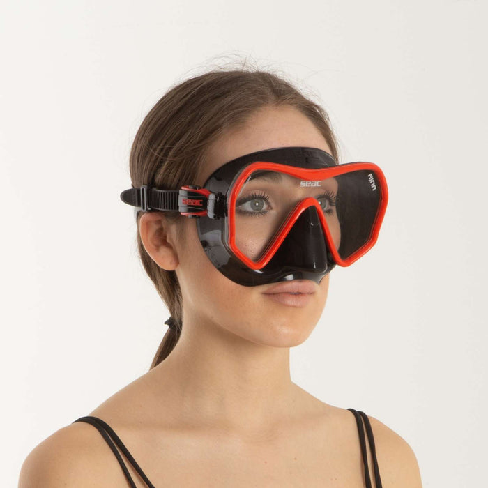 Masque de plongée Ajna Noir-Rouge Seac 75-67R-SBL