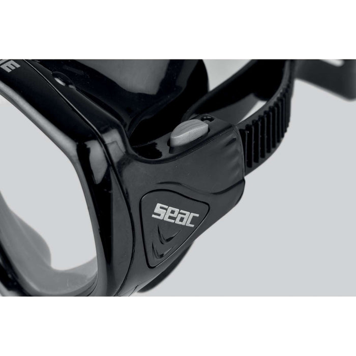 Masque de plongée et de snorkeling One Noir Seac 9449N
