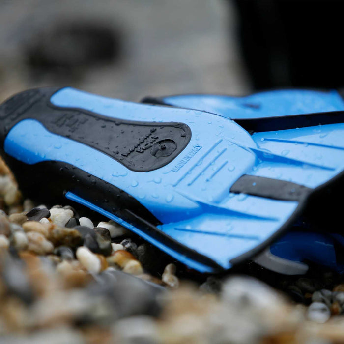 Palmes de plongée et de snorkeling Light Bleu EU 43-44-UK 8,5-9,5 Cressi DP182043