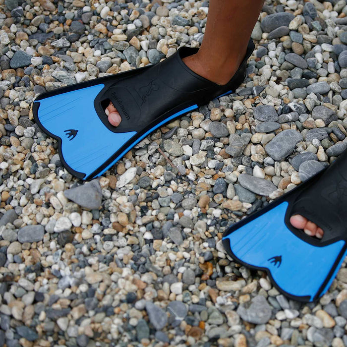 Palmes de plongée et de snorkeling Light Bleu EU 45-46-UK 10-11 Cressi DP182045